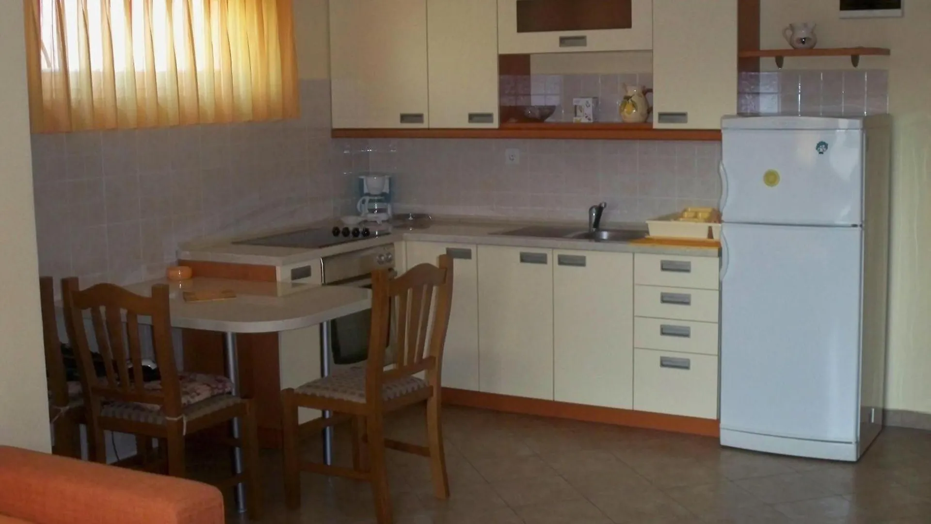 Apartment Studio Fuer Zwei Personen Banjole Croatia